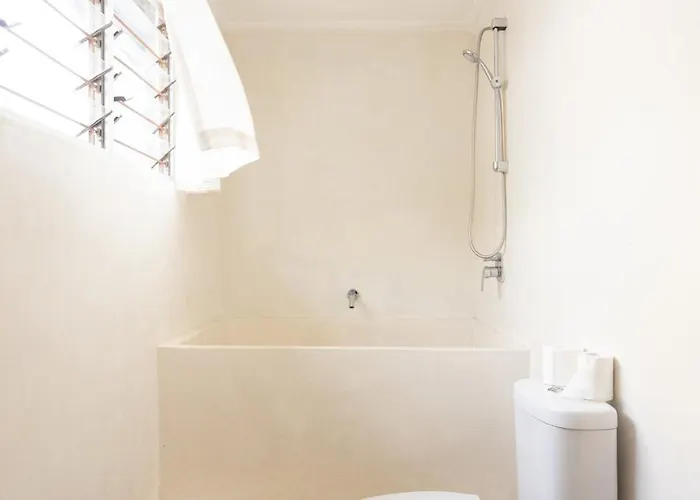 Villa Selamat, Seminyak, Batu Belig, 10 Min From
